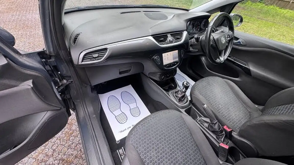 2014-vauxhall-corsa-13cdti-excite-acss-3d-big-14