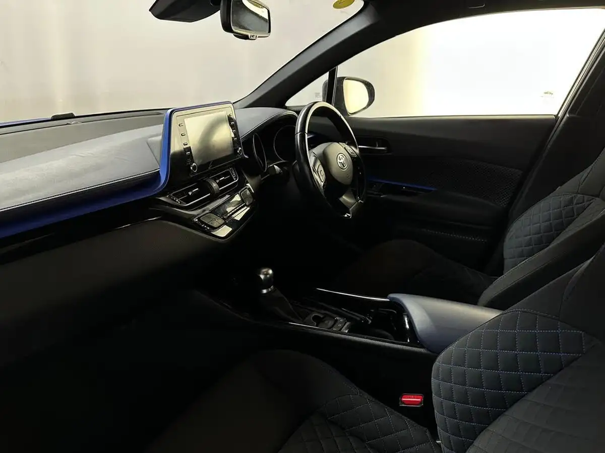 2020-toyota-c-hr-18-vvt-i-dynamic-big-11