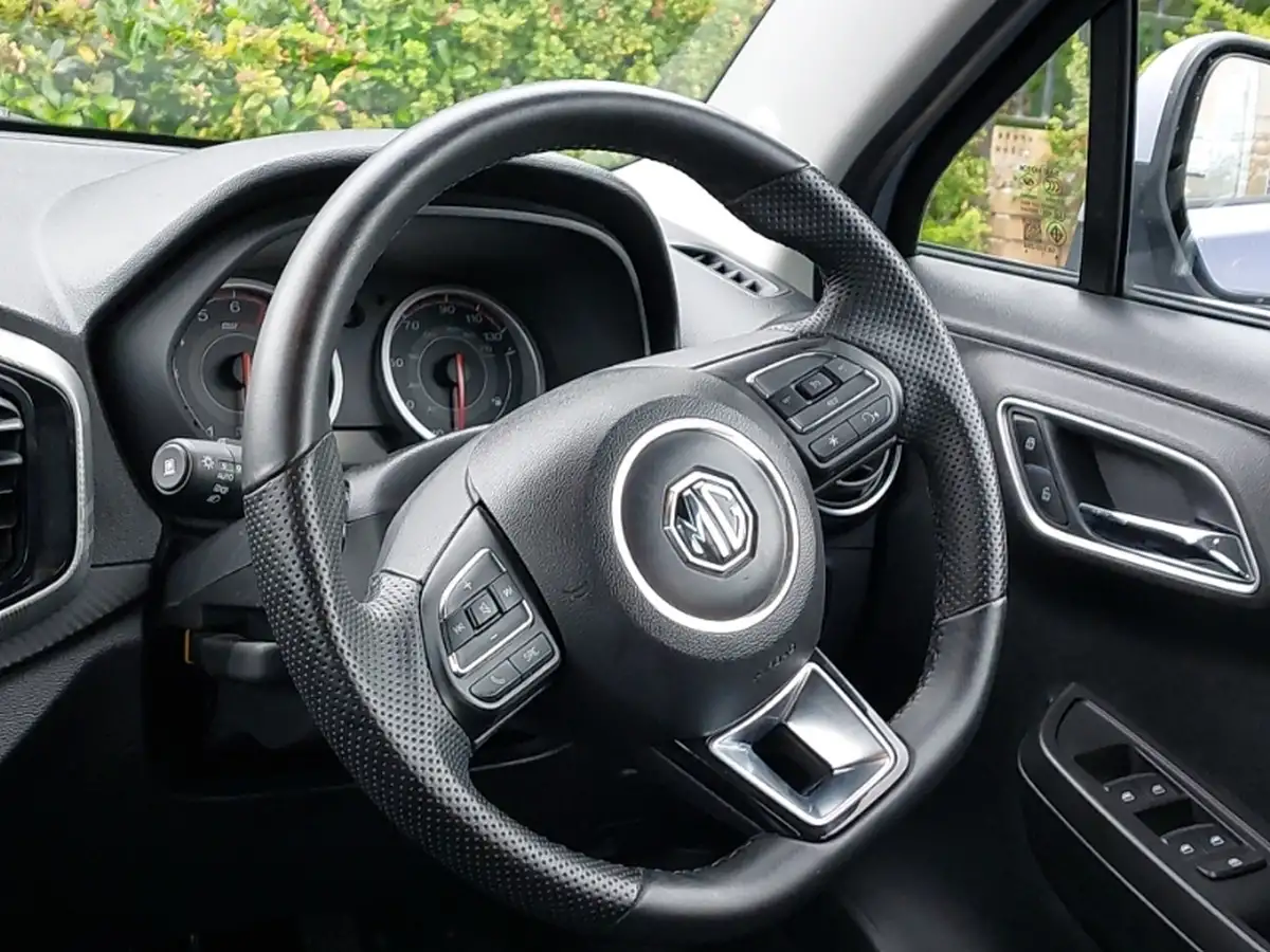 2024-mg-mg3-15-vti-tech-exclusive-nav-big-10