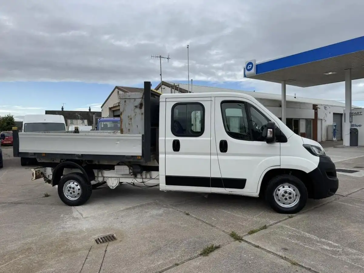 2019-peugeot-boxer-20-bluehdi-335-l3-130bhpeu6-crewcab-dropside-bfb-big-21