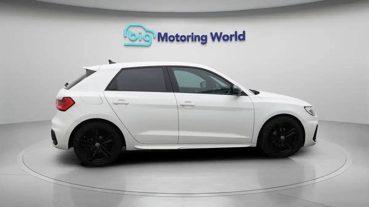 2019-audi-a1-10-30-tfsi-s-line-ss-tronic-big-8