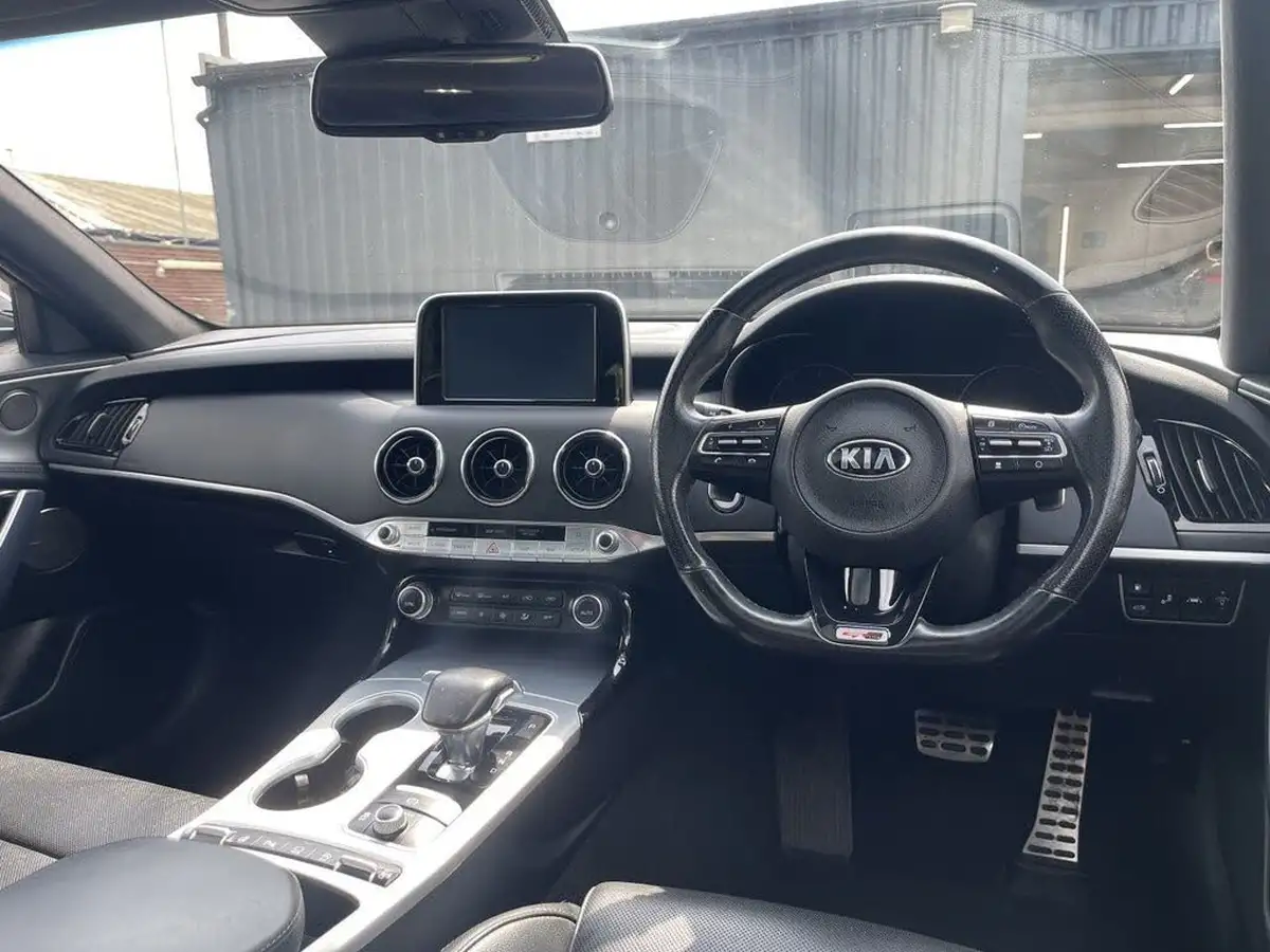 2019-kia-stinger-22-crdi-gt-line-s-big-16