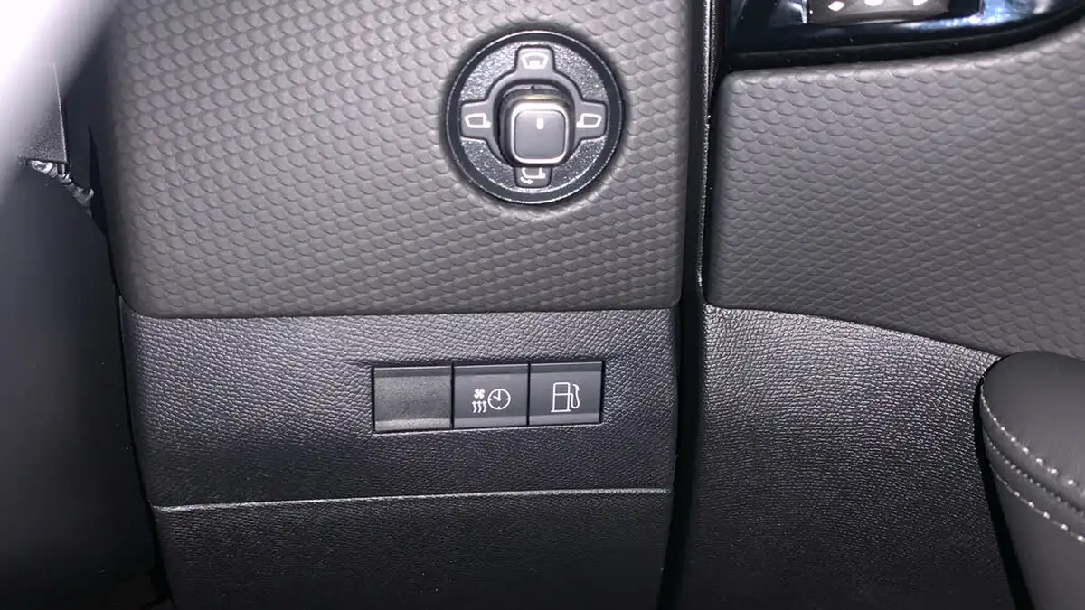 2024-ds-ds-4-e-tense-rivoli-big-33