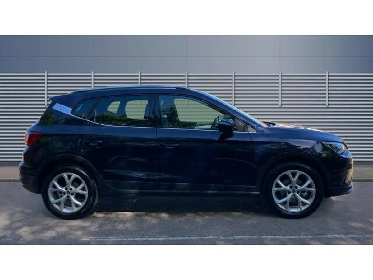 2022-seat-arona-10-tsi-fr-dsg-big-4