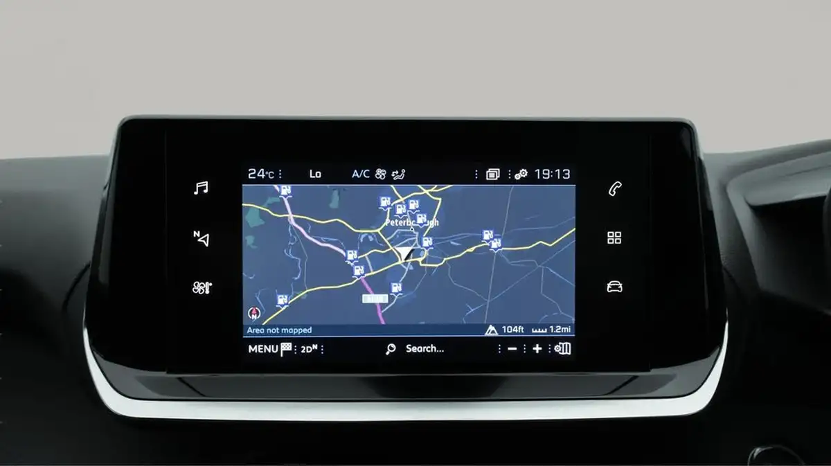 2023-peugeot-208-12-puretech-allure-premium-130ps-eat8-big-15