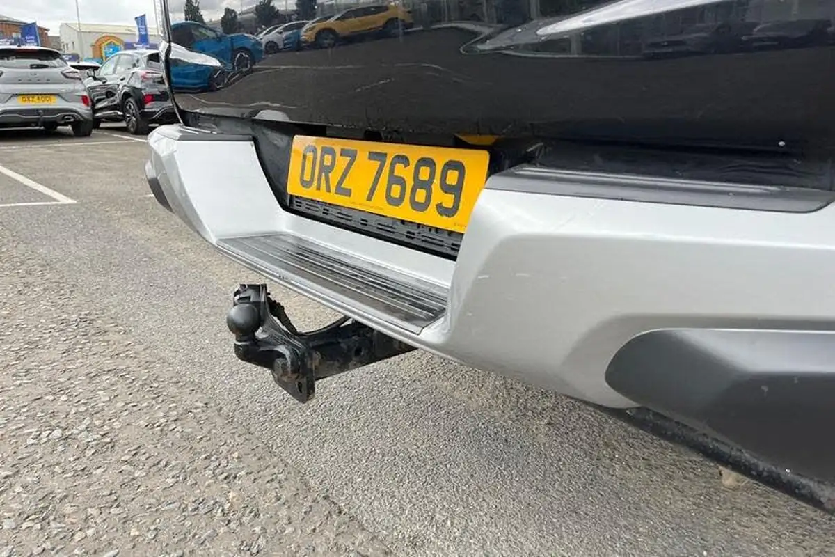 2019-mitsubishi-l200-24di-d-barbarian-eu6b-auto-big-14