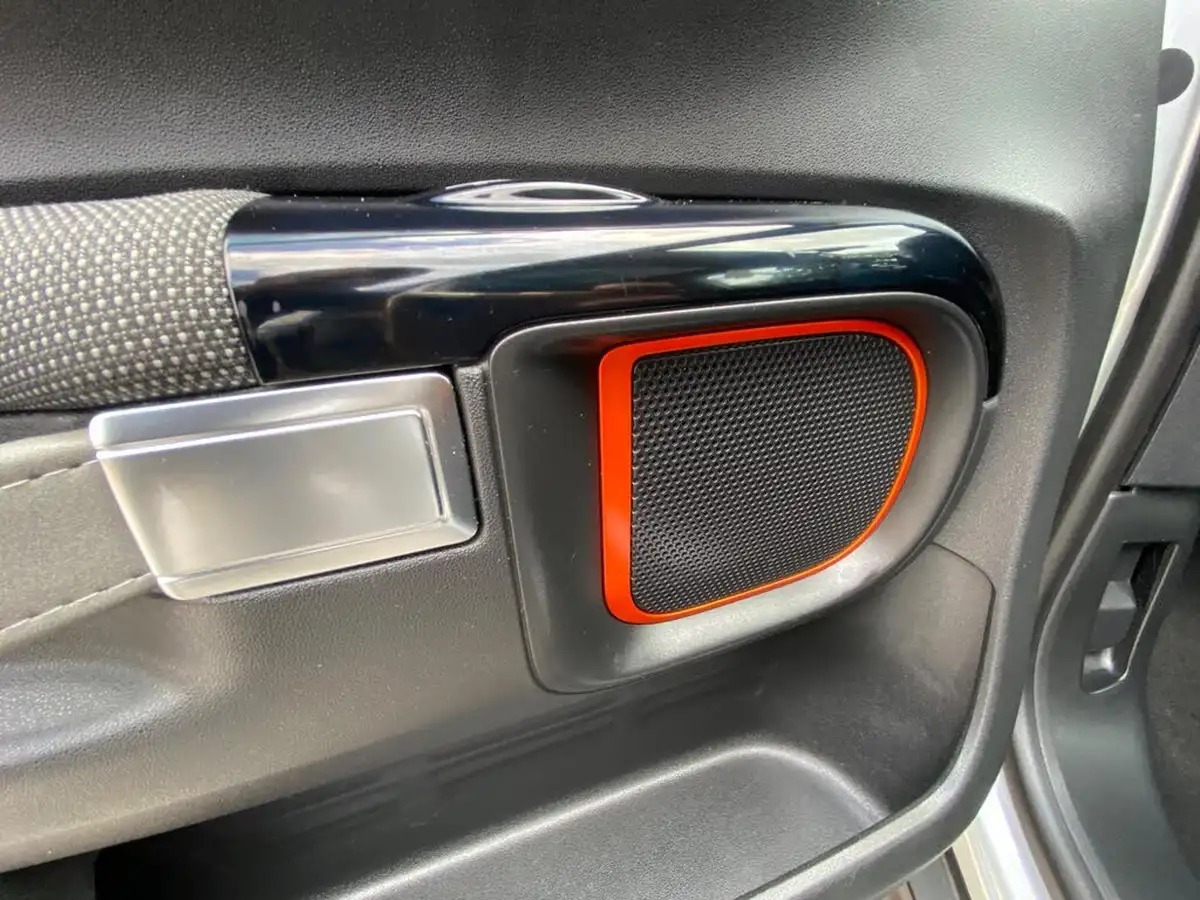 2017-citroen-c4-cactus-12-puretech-rip-curl-big-59