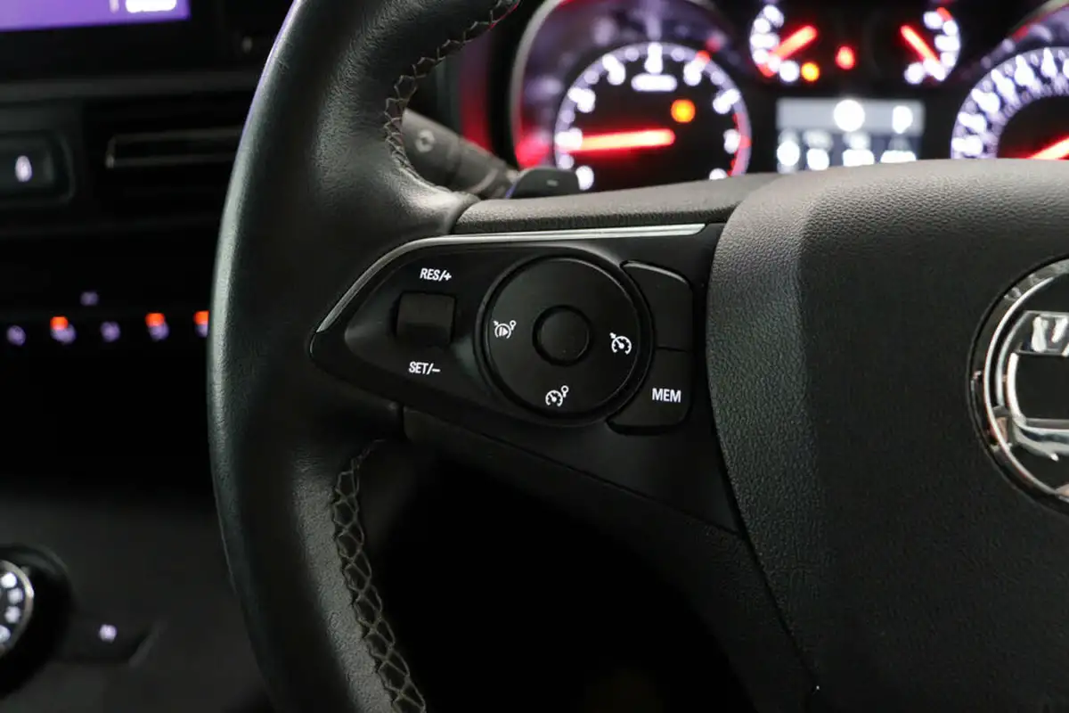 2021-vauxhall-combo-life-12i-se-xl-big-22