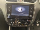 2020-skoda-octavia-10-tsi-se-technology-115ps-estate-small-17