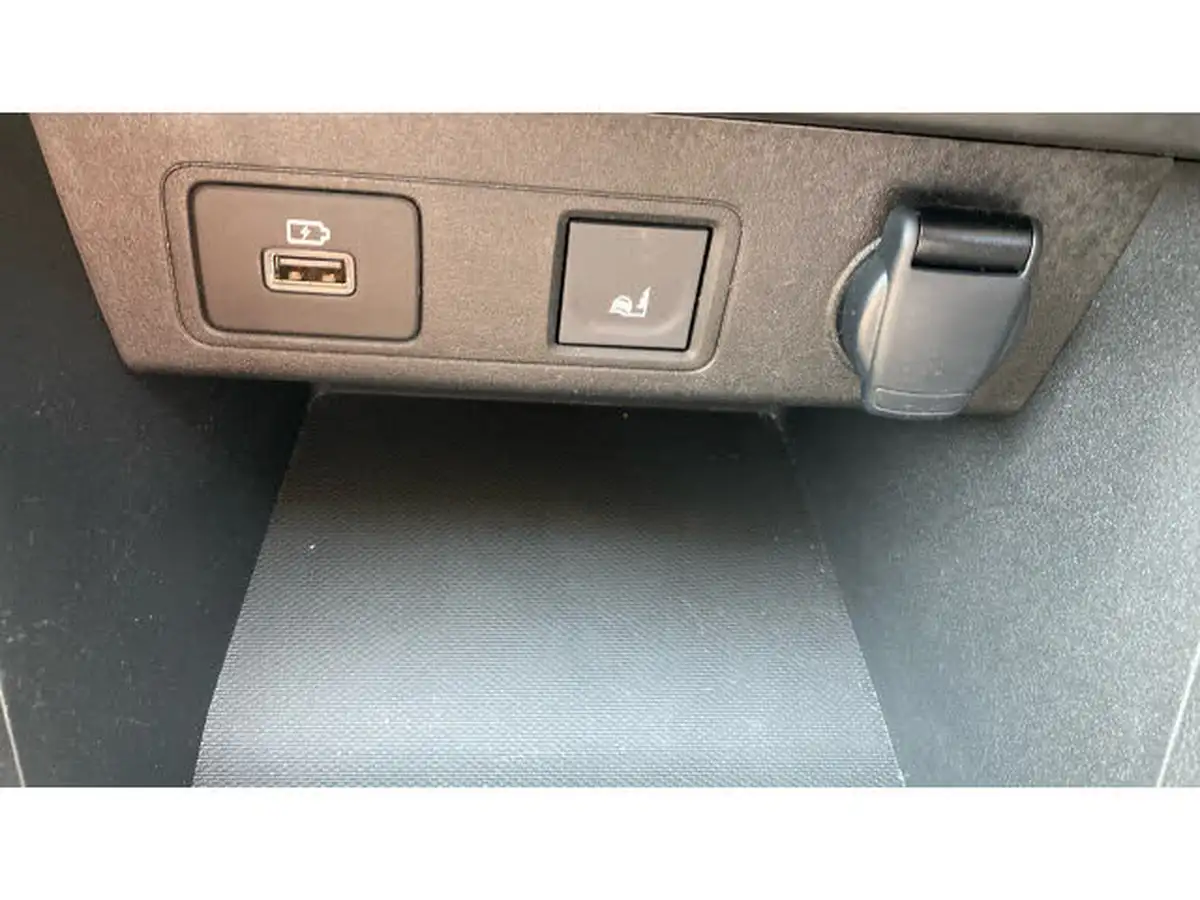 2024-dacia-sandero-stepway-10-tce-extreme-90bhp-big-22
