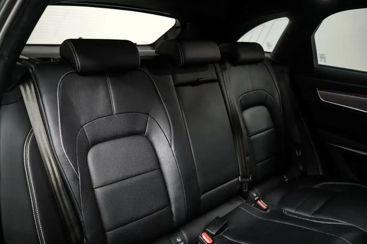 2021-jaguar-f-pace-30-d300-r-dynamic-se-mhev-big-20