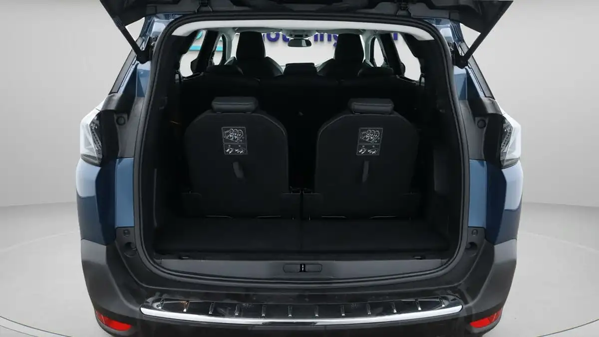 2021-peugeot-5008-suv-15-bluehdi-allure-premium-big-21