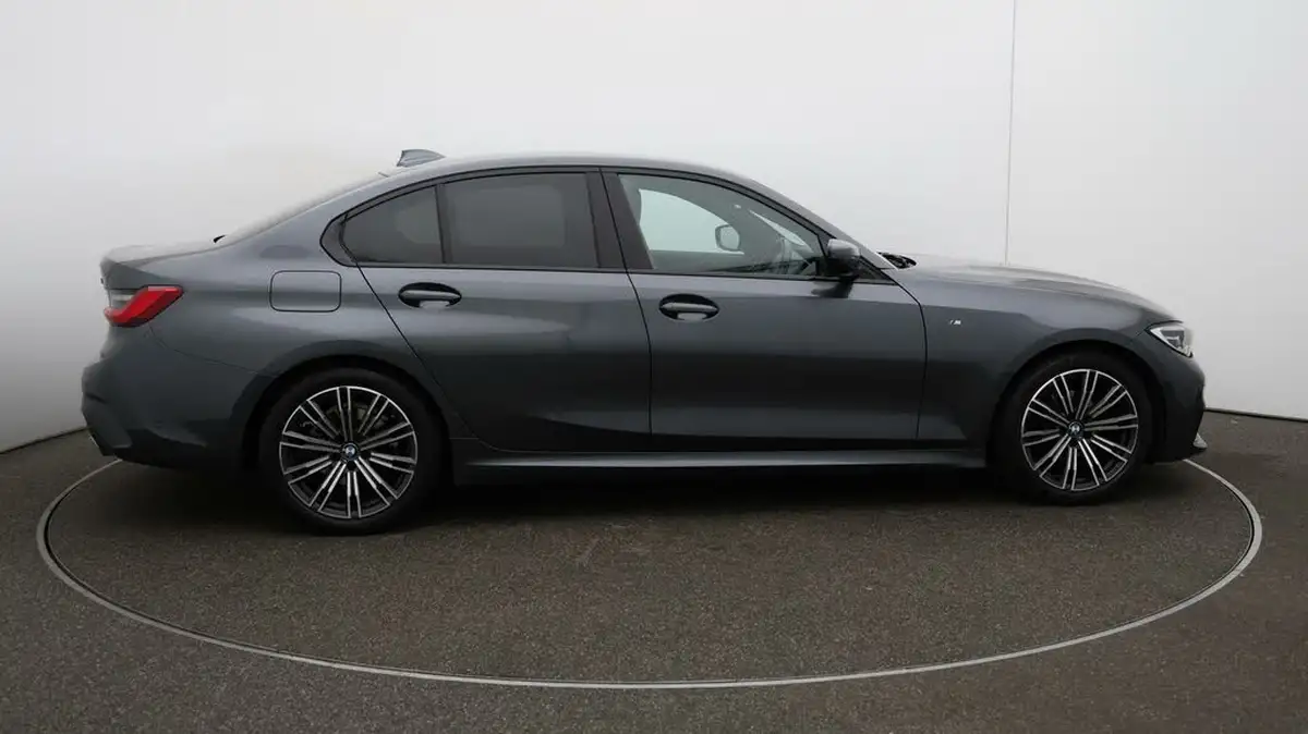 2021-bmw-3-series-20-318i-m-sport-saloon-4d-big-43