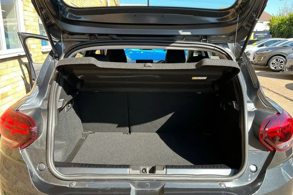 2022-dacia-sandero-stepway-10-tce-prestige-90bhp-big-20