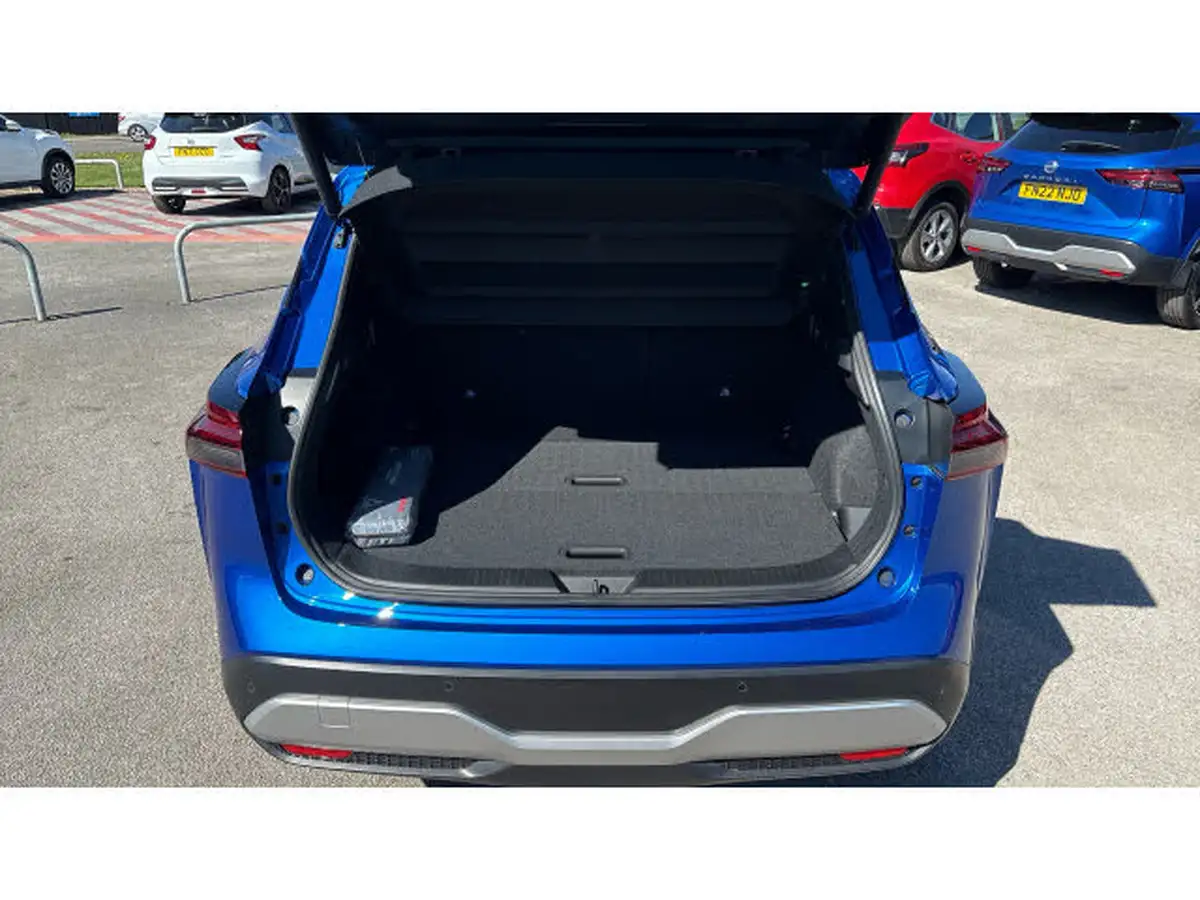 2022-nissan-qashqai-13-dig-t-tekna-158ps-xtronic-big-3