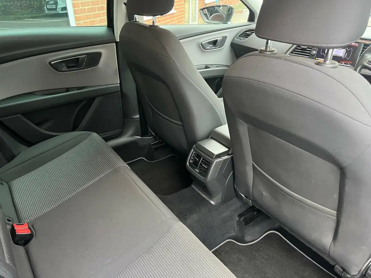 2019-seat-leon-10-tsi-se-dynamic-estate-big-21