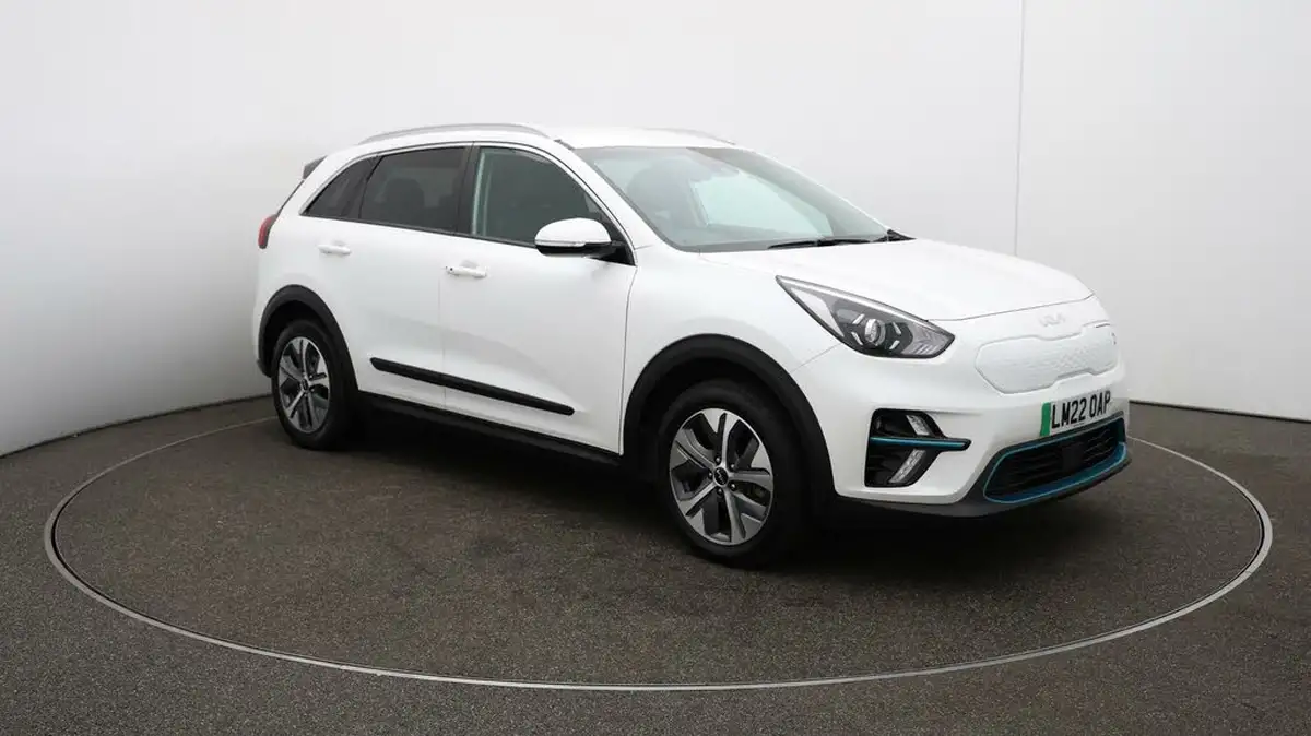 2022-kia-niro-ev-e-2-big-35