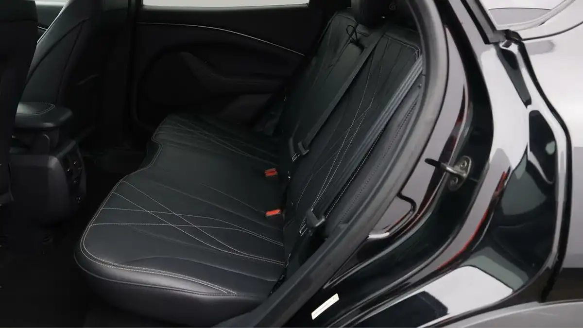 2022-ford-mustang-mach-e-e-standard-range-big-15