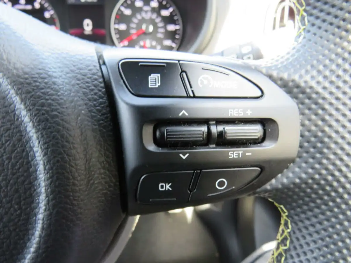 2023-kia-picanto-10-x-line-s-auto-seq-big-19