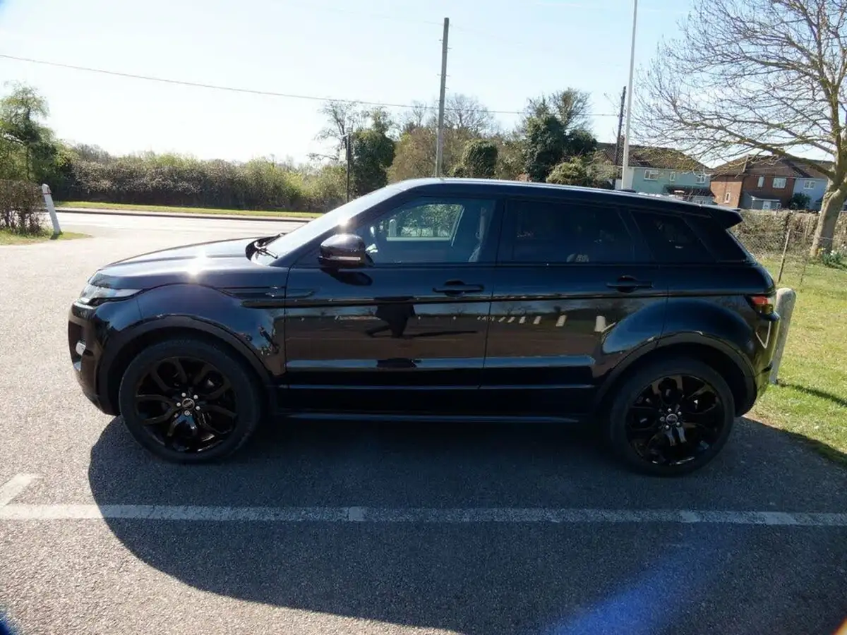 2011-land-rover-range-rover-evoque-20-dynamic-hatchback-5d-big-16