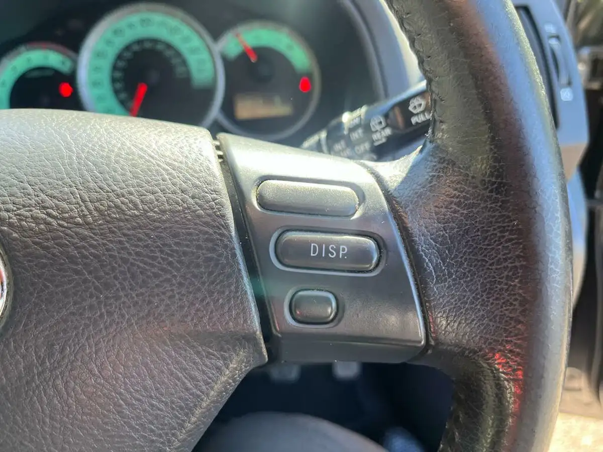 2009-toyota-verso-16-t2-vvt-i-big-32