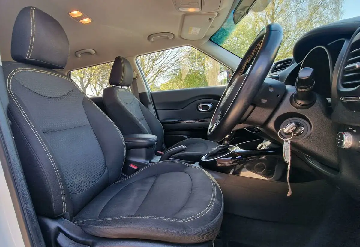 2016-kia-soul-16crdi-mixx-dct-big-11