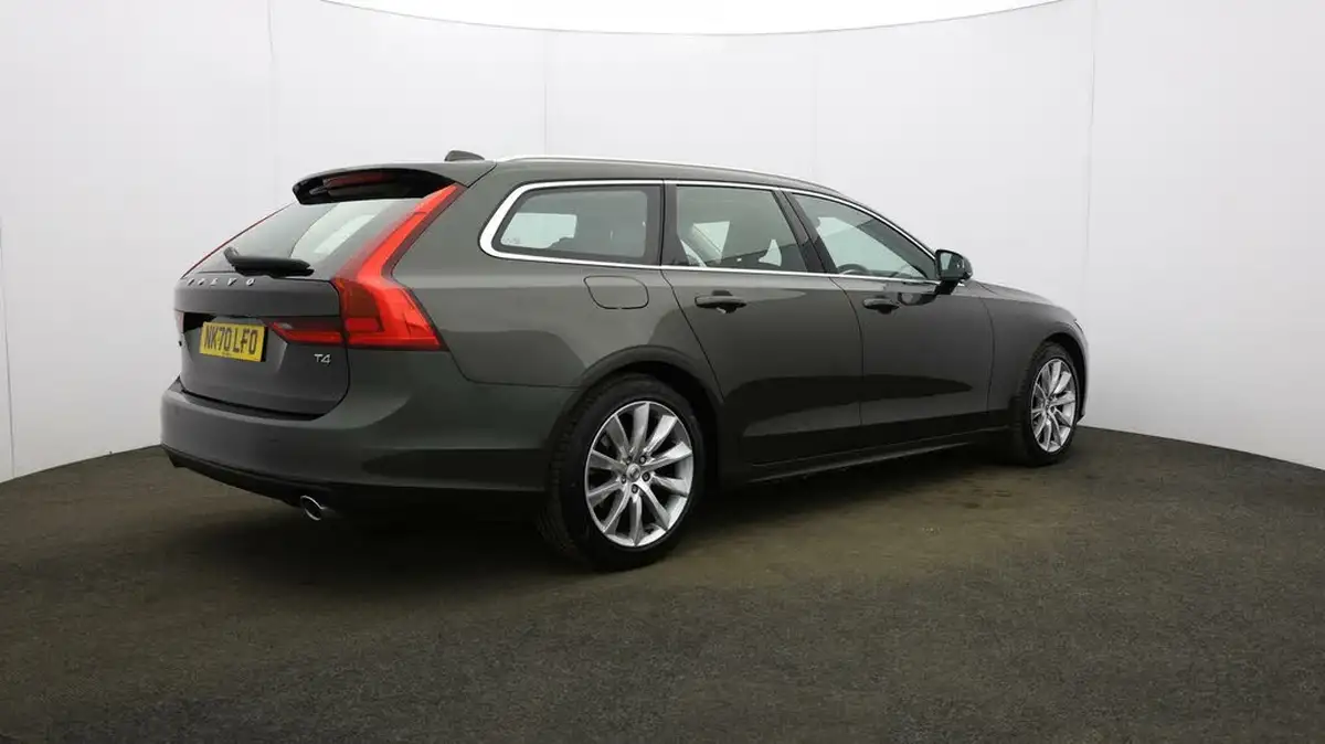 2020-volvo-v90-20-t4-momentum-plus-big-48