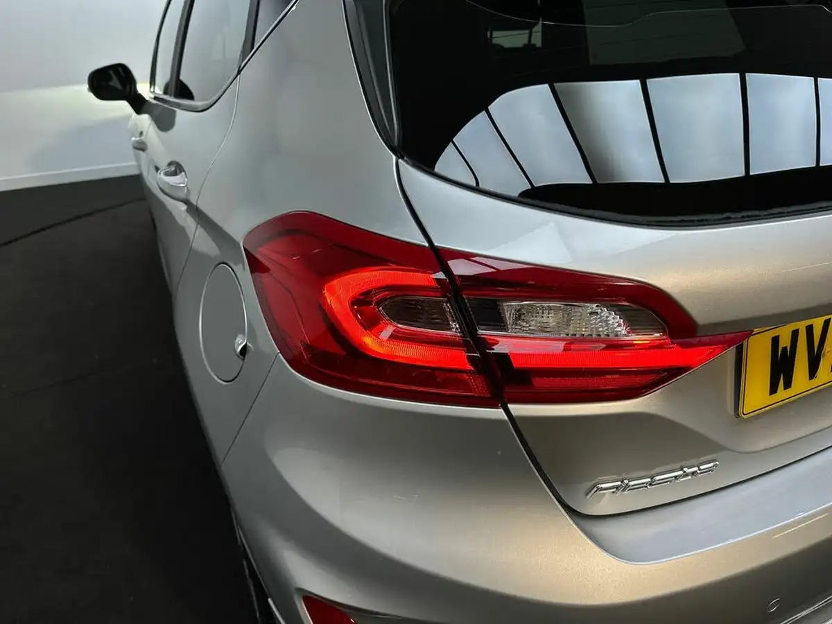 2020-ford-fiesta-10t-st-line-edition-95ps-5d-big-32