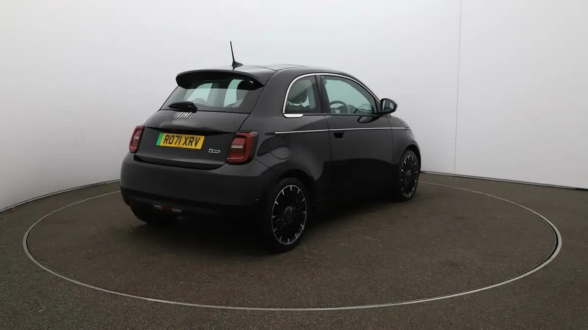 2021-fiat-500-e-la-prima-big-48