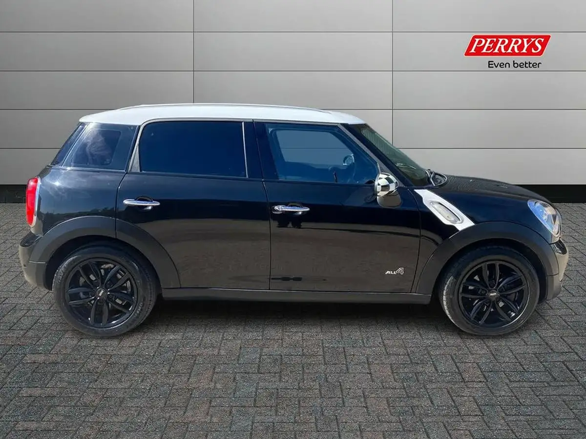 2011-mini-countryman-20td-cooper-d-112bhp-all4-auto-big-2