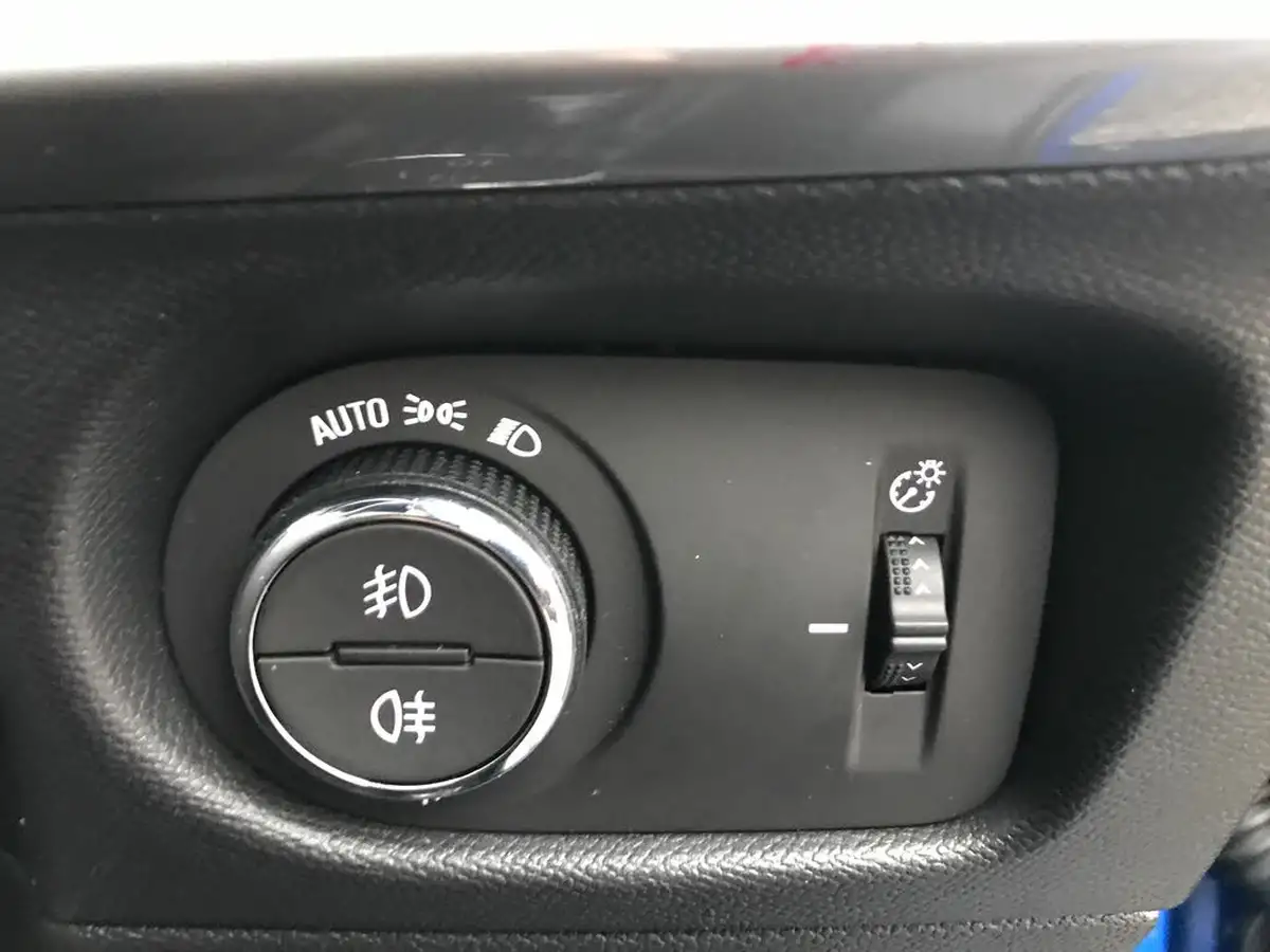 2024-vauxhall-mokka-12-ultimate-136ps-big-30