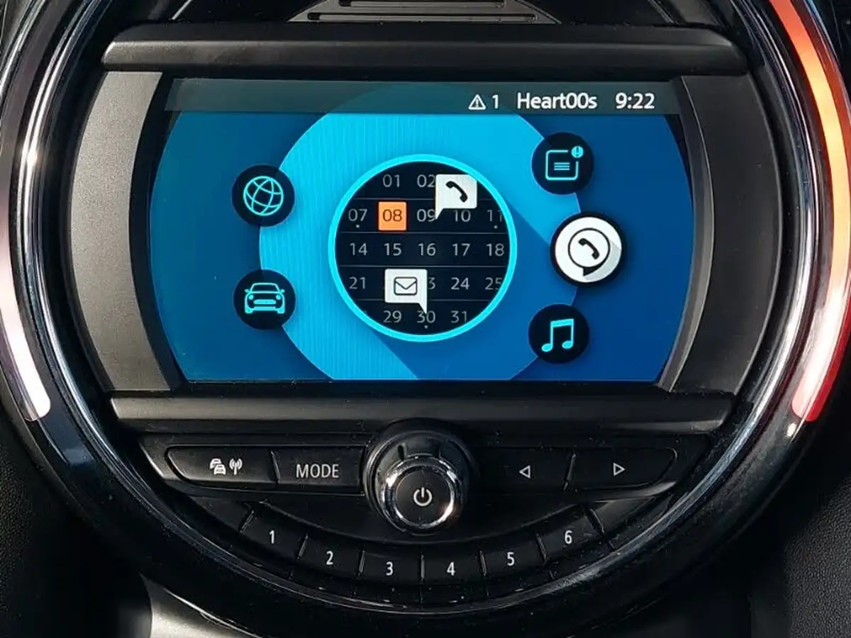 2018-mini-cooper-15-one-series-ii-ss-5d-big-9