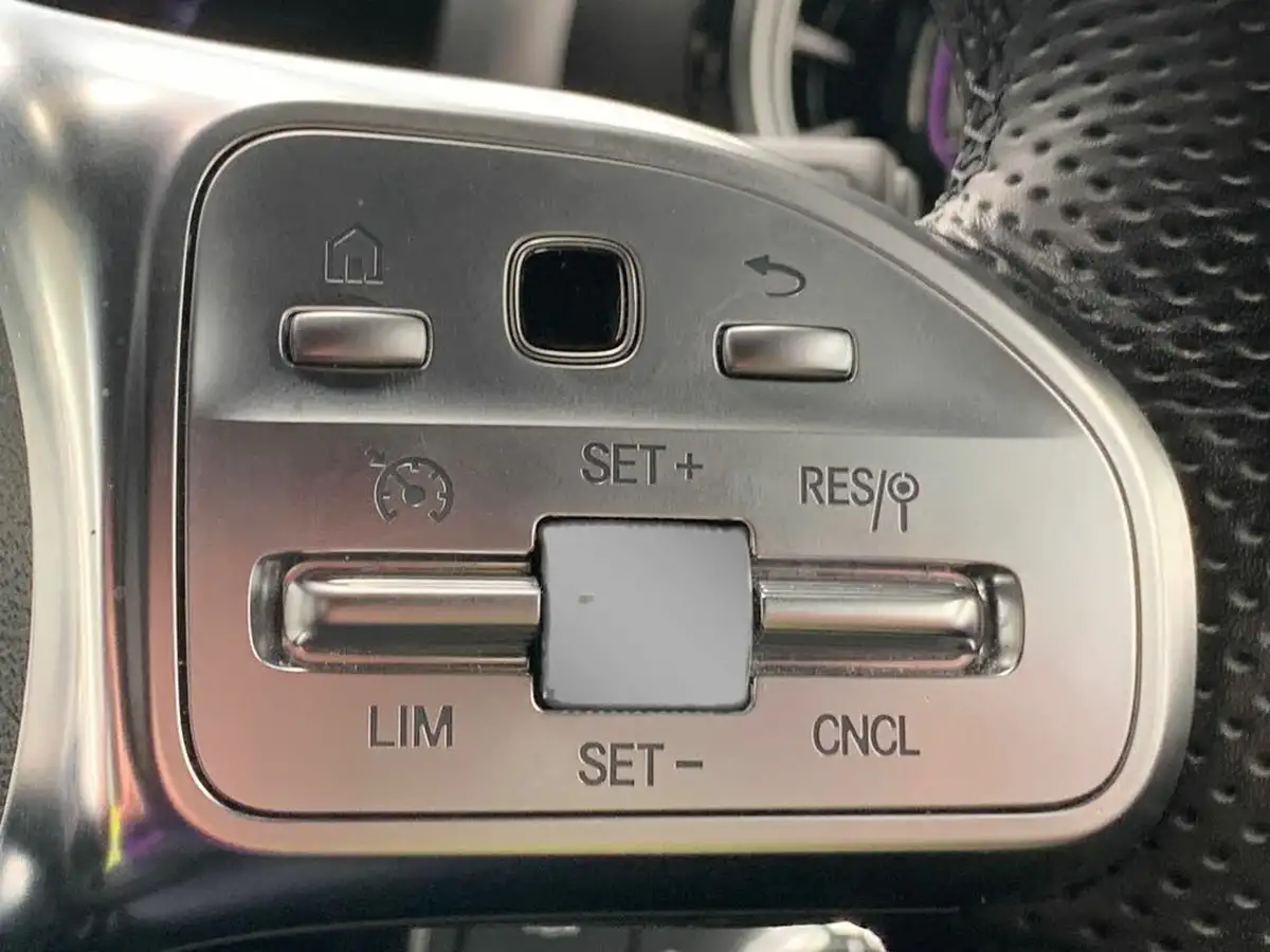 2020-mercedes-benz-cla-13-cla-250e-amg-line-premium-coupe-4d-big-22