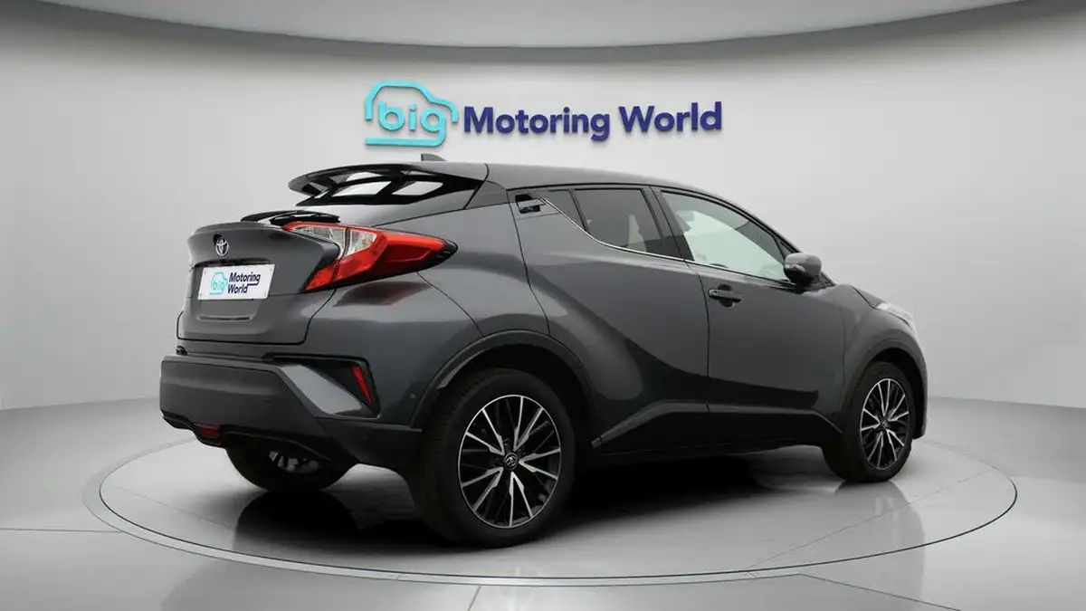 2018-toyota-c-hr-12-excel-big-7