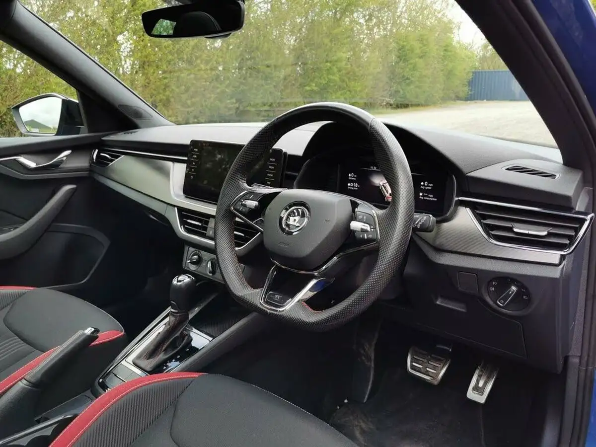 2020-skoda-kamiq-15-tsi-monte-carlo-dsg-big-8