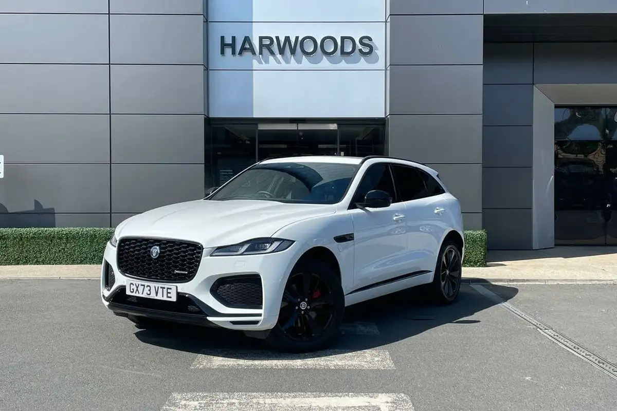 2023-jaguar-f-pace-20-d200-r-dynamic-se-black-big-11