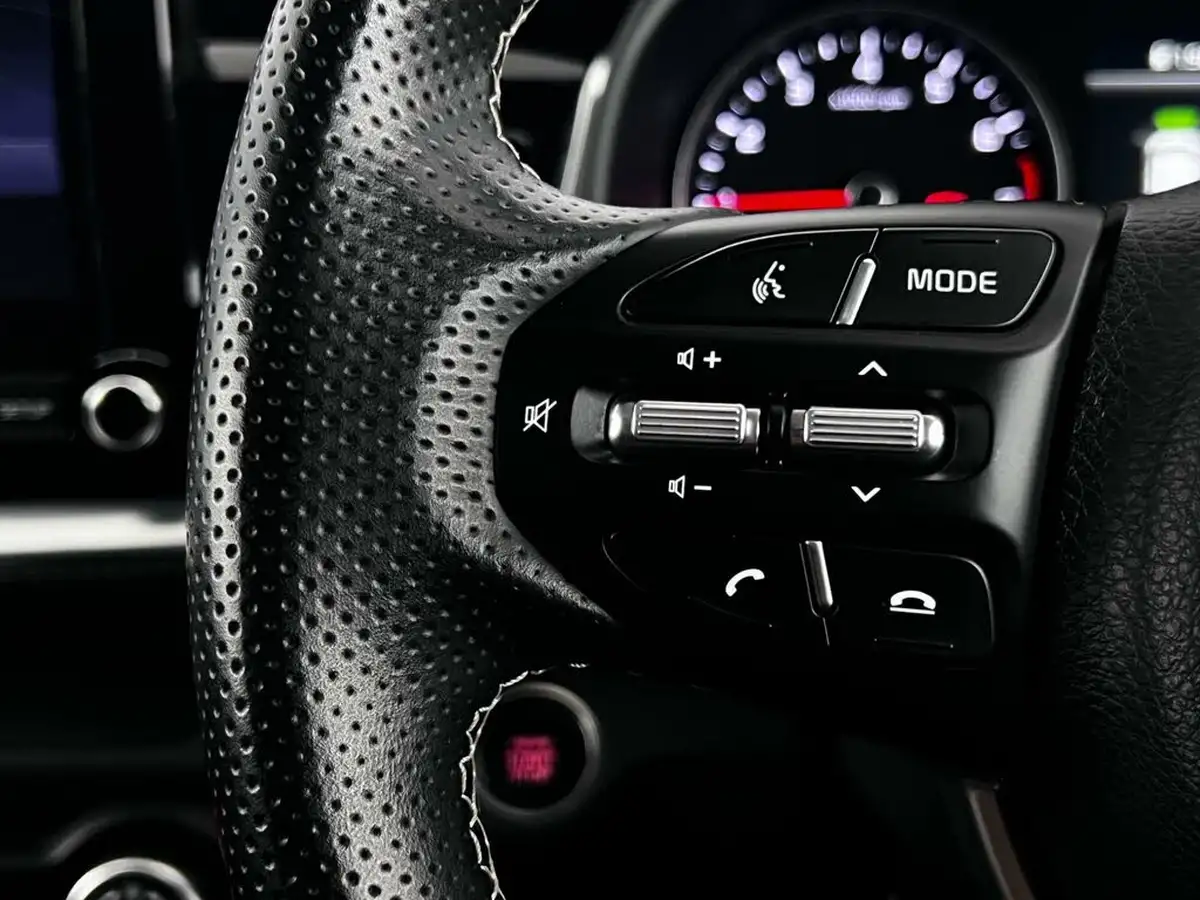 2023-kia-stonic-10-t-gdi-gt-line-s-118bhp-big-18