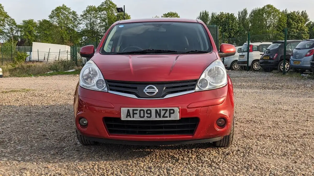 2009-nissan-note-16-tekna-auto-big-1