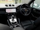 2019-porsche-cayenne-30-v6-e-hybrid-e-hybrid-station-wagon-small-11