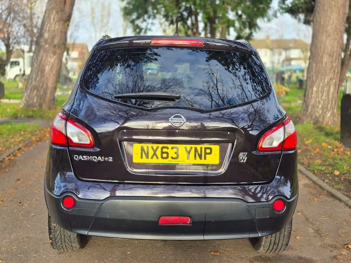 2013-nissan-qashqai2-20-360-4wd-cvt-big-7