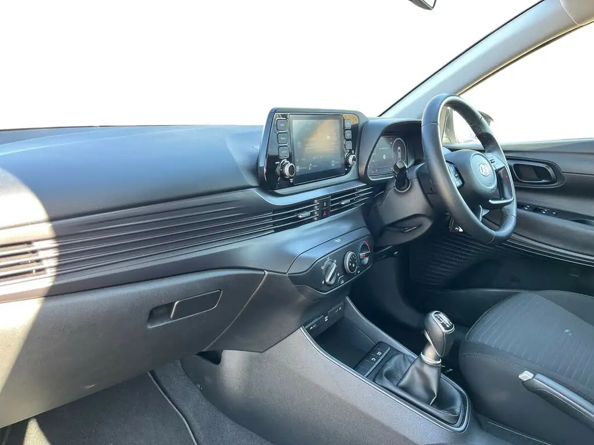 2022-hyundai-i20-10-t-gdi-se-connect-eclutch-imt-big-6