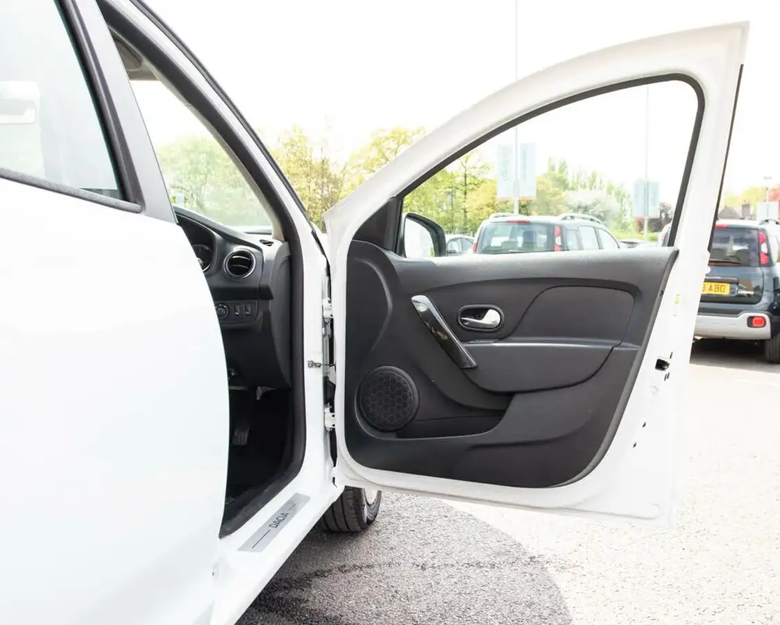 2019-dacia-sandero-09-tce-comfort-ss-big-13