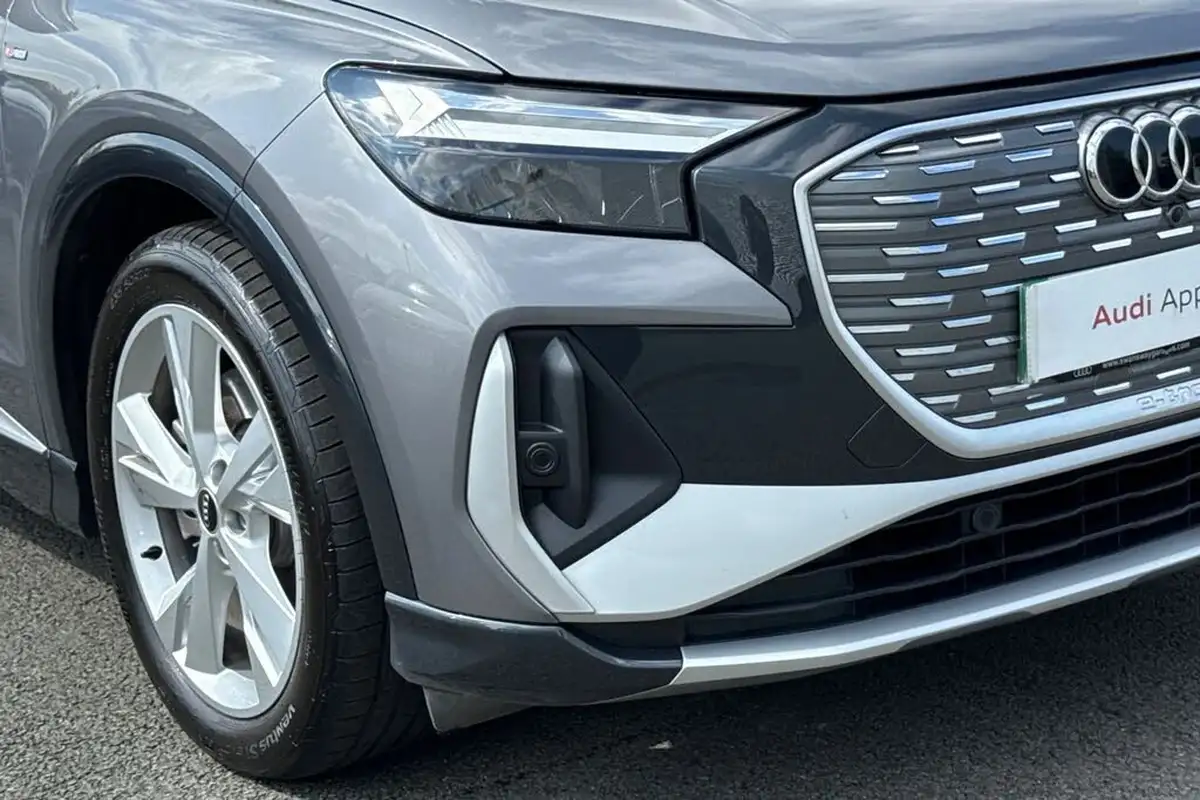 2024-audi-q4-e-tron-45e-s-line-sportback-auto-big-7