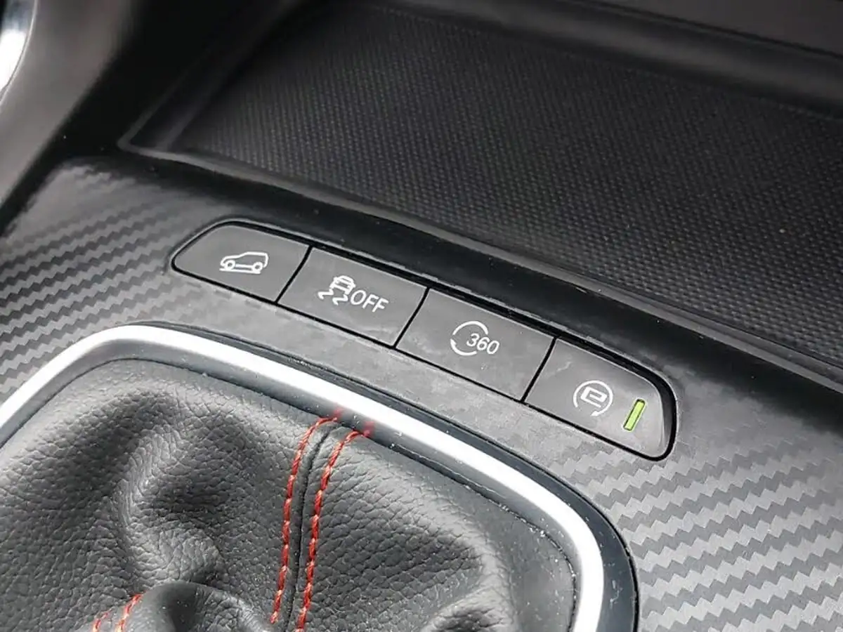 2021-mg-zs-suv-15-vti-tech-exclusive-big-16
