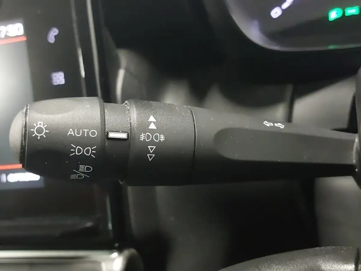 2022-citroen-c3-aircross-12-puretech-c-series-big-13