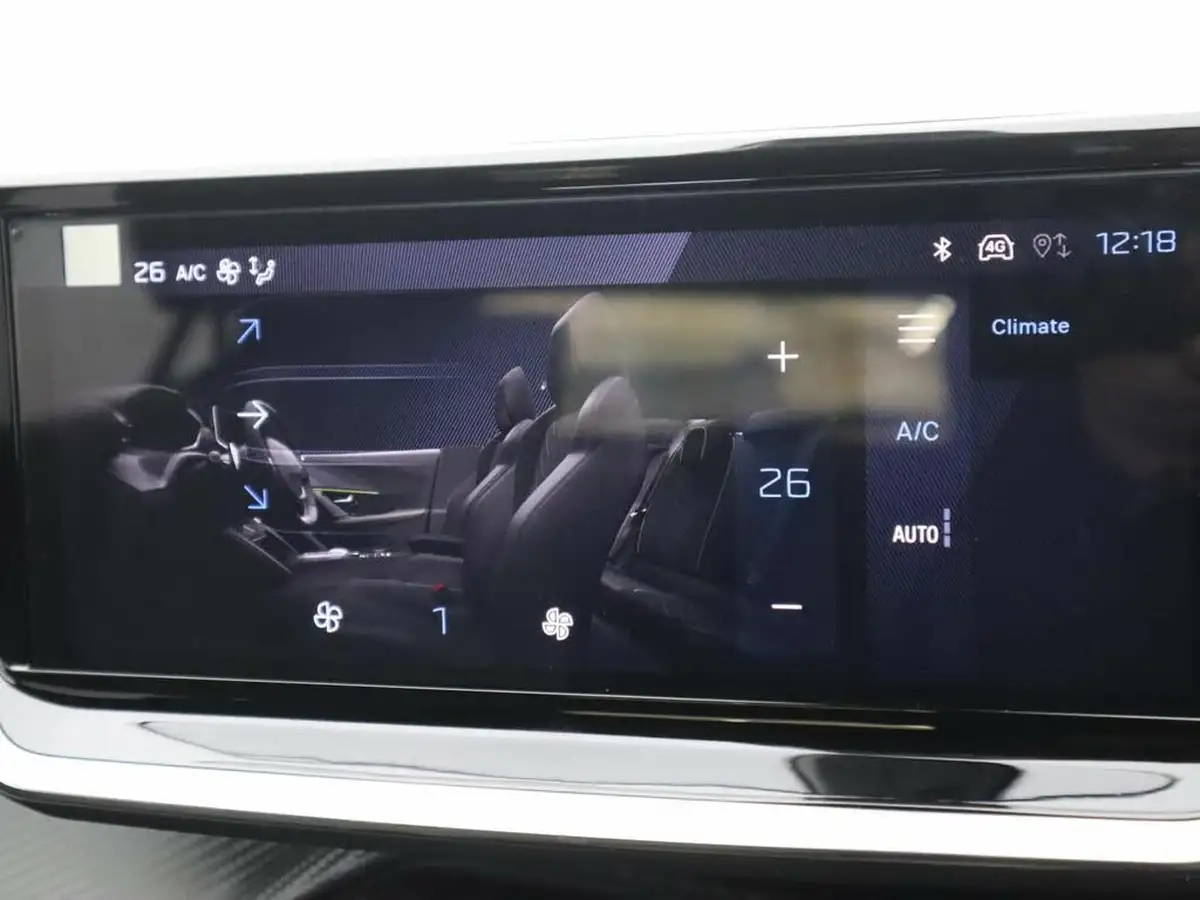 2025-peugeot-2008-suv-12-puretech-allure-130ps-big-15