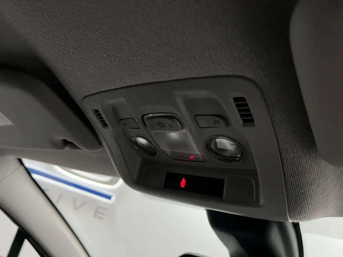 2017-citroen-c3-12-puretech-flair-82ps-big-36