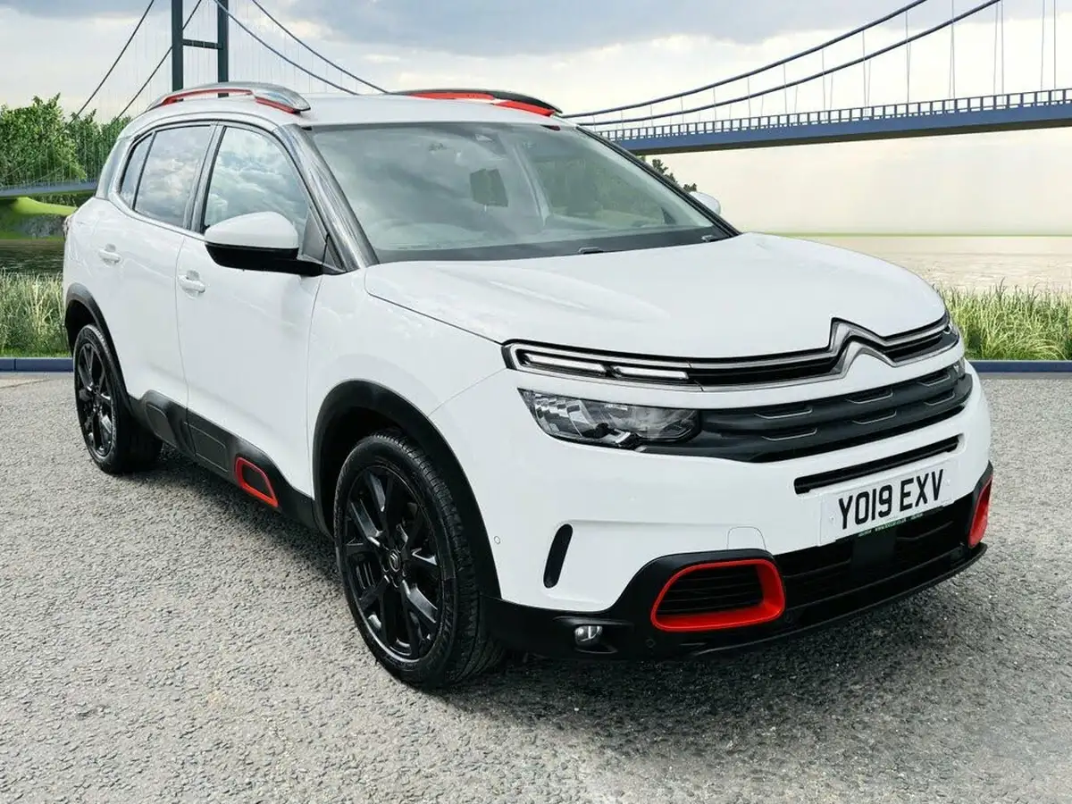2019-citroen-c5-aircross-12-puretech-flair-big-0