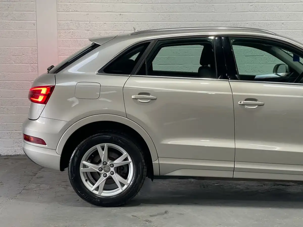 2016-audi-q3-20-tfsi-quattro-se-big-65