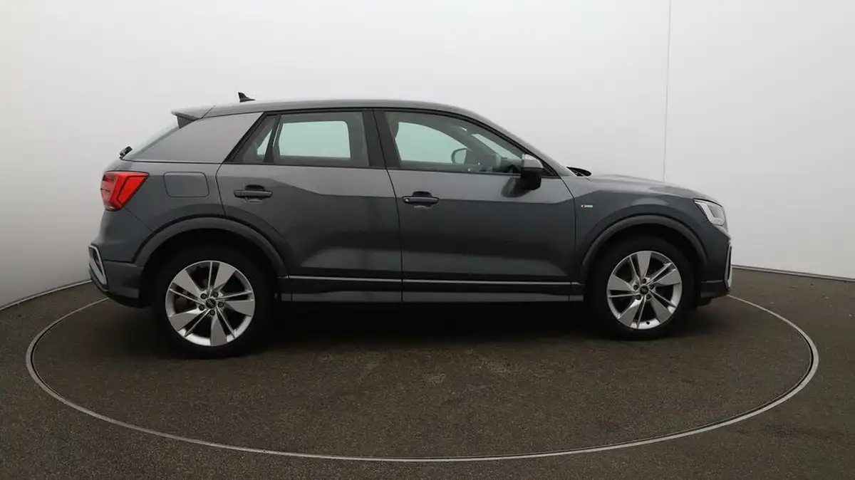 2021-audi-q2-15-35-tfsi-s-line-big-8